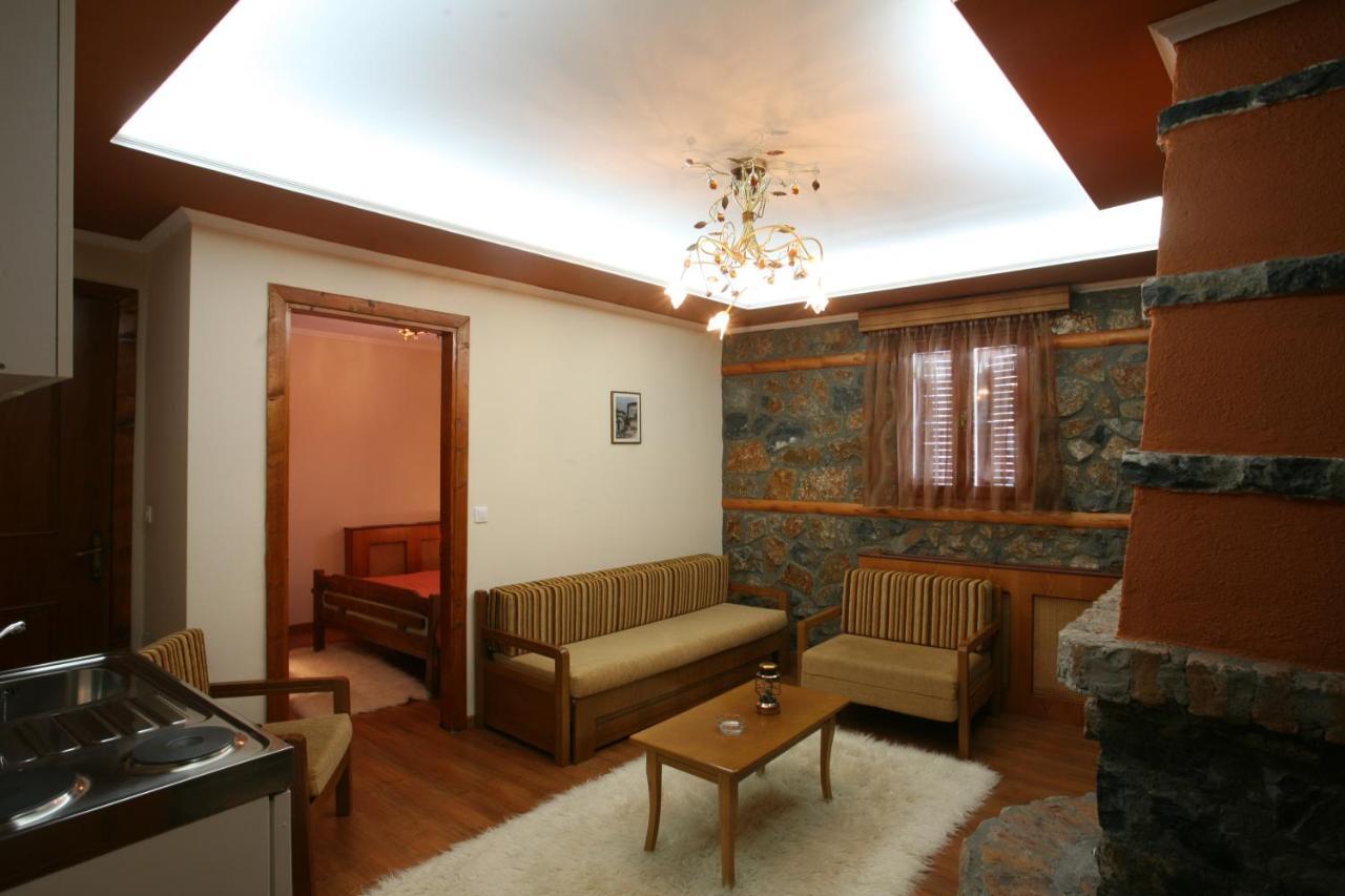 Hotel Exohiko Agios Athanasios  Esterno foto