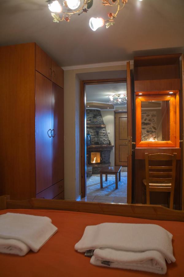 Hotel Exohiko Agios Athanasios  Esterno foto